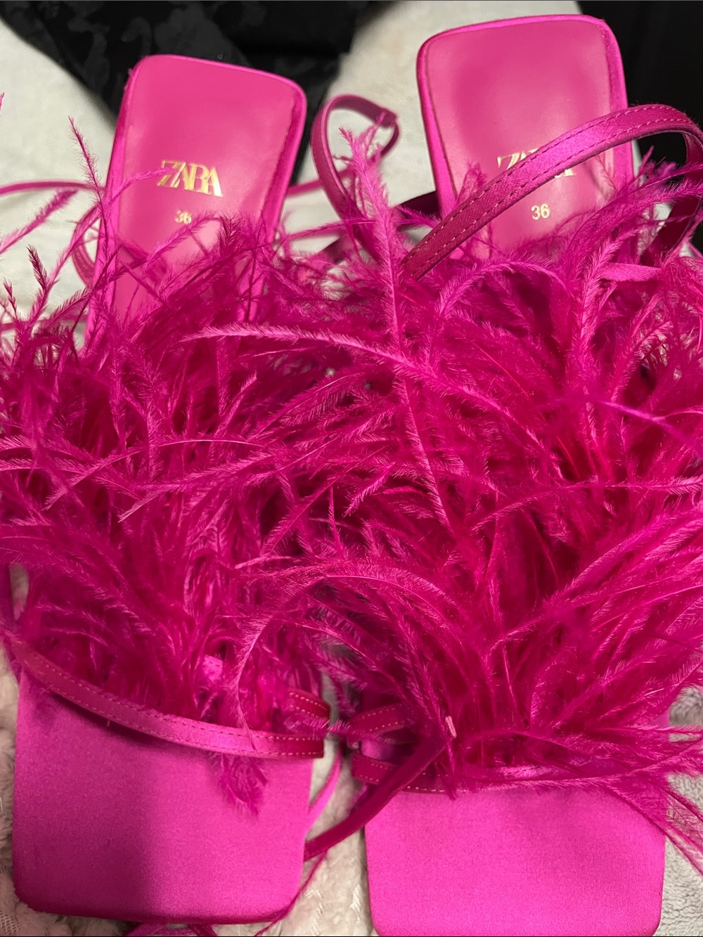 Zara Women's ostrich Feather satin strappy High Heels- new - Picture 4 of 8